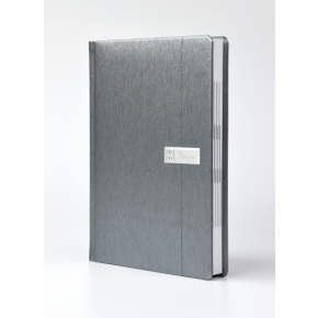 Kalendarz książkowy Aluminium z metalową blaszką i przeszyciem